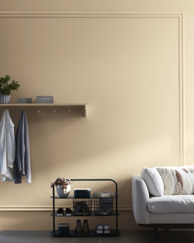 Painted walls with Oakwood Manor 1095