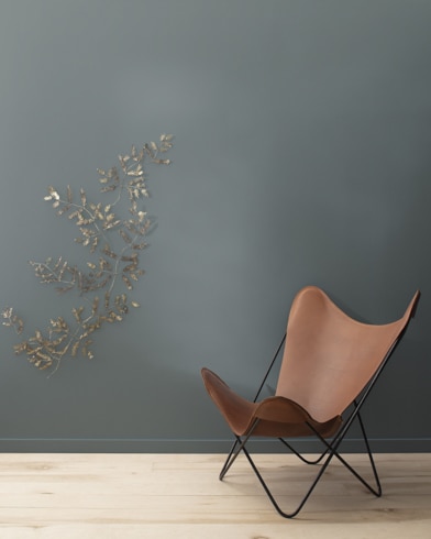 Painted wall with Gray Pinstripe 1588