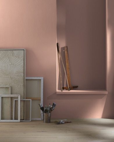 Painted walls with Autumn Brown 2099-40