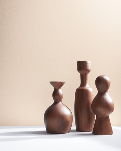 Painted walls with Latte 2163-60