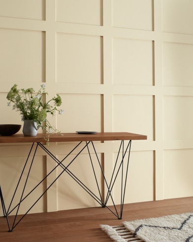 Painted wall with Pebble Rock 945