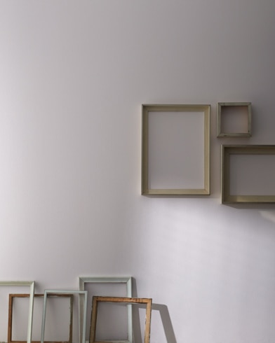 Painted wall with Through the Looking Glass CSP-495