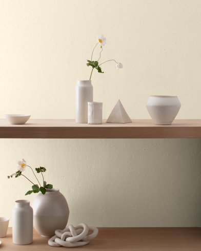 Painted wall with Prentis Cream CW-100