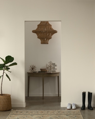 Painted wall with York Gray CW-45