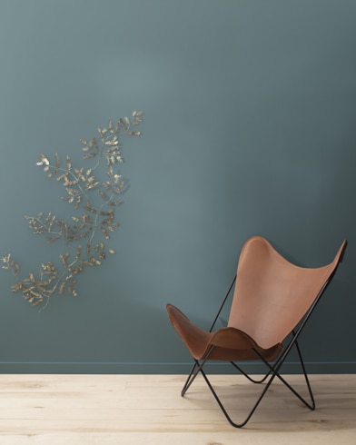 Painted wall with Wetherburn‚Äôs Blue CW-580
