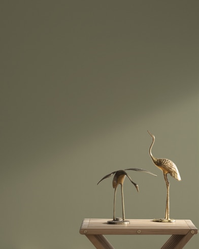 Painted wall with Sussex Green HC-109